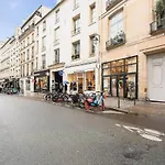 Joli Duplex D'architecte - Marais Apartmán *
